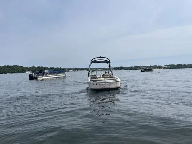 Slide: The Image of Tigé 20i 2006 - 7