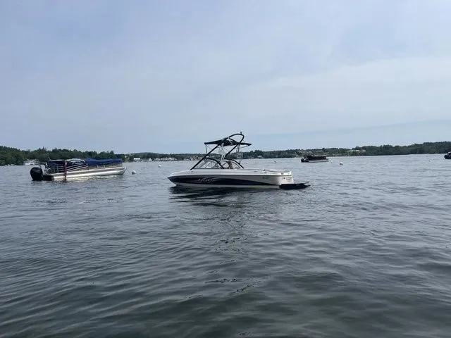 Slide: The Image of Tigé 20i 2006 - 8