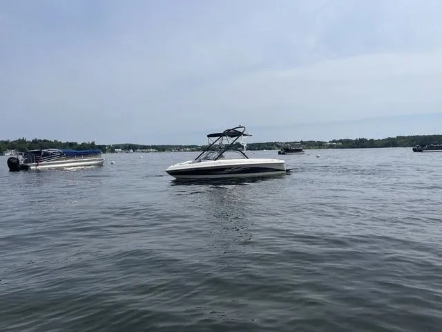 Slide: The Image of Tigé 20i 2006 - 9