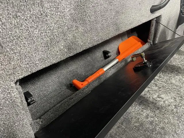 Slide: The Image of Tracker Targa V-18 Combo 2026 - 41