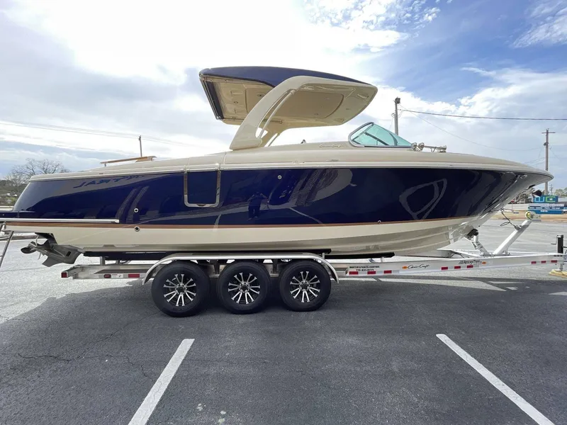 Slide: The Image of Chris-Craft launch 31gt 2023 - 10