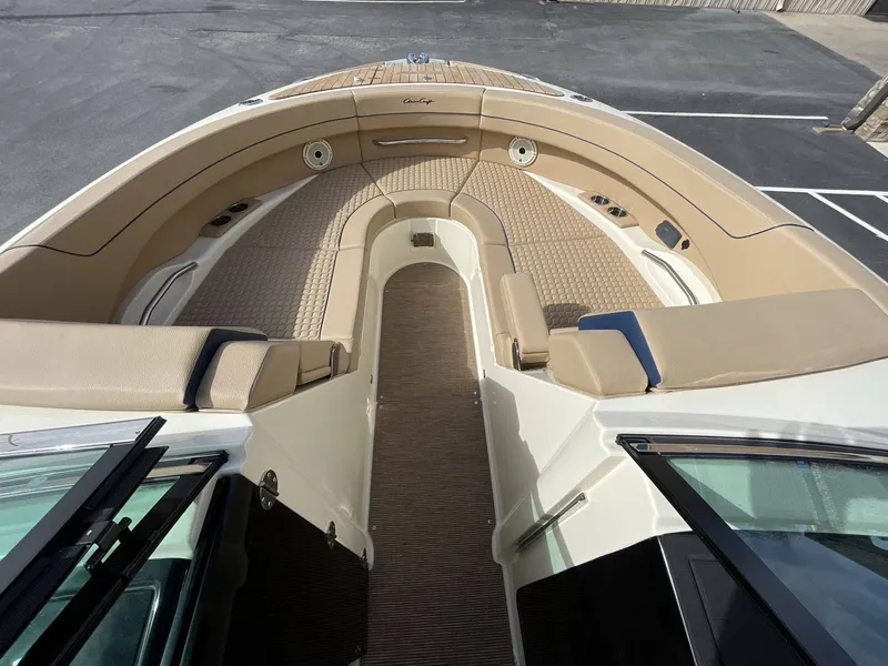 Slide: The Image of Chris-Craft launch 31gt 2023 - 16