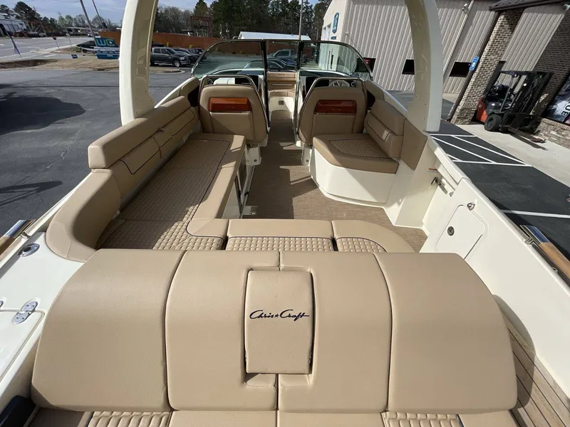 Slide: The Image of Chris-Craft launch 31gt 2023 - 18