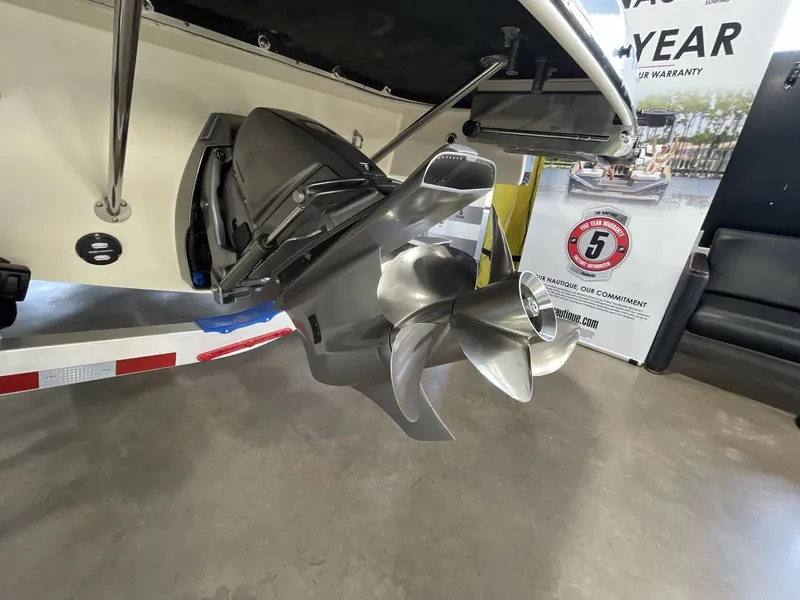 Slide: The Image of Chris-Craft Launch 28 GT 2024 - 15