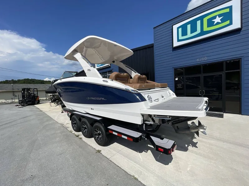 Slide: The Image of Regal LS9 2024 - 16