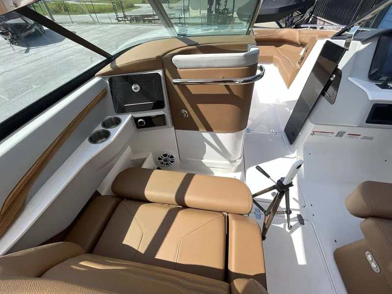 Slide: The Image of Regal LS9 2024 - 19