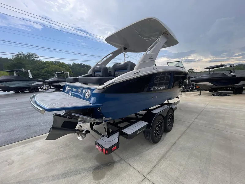 Slide: The Image of Regal LS6 Surf 2024 - 17