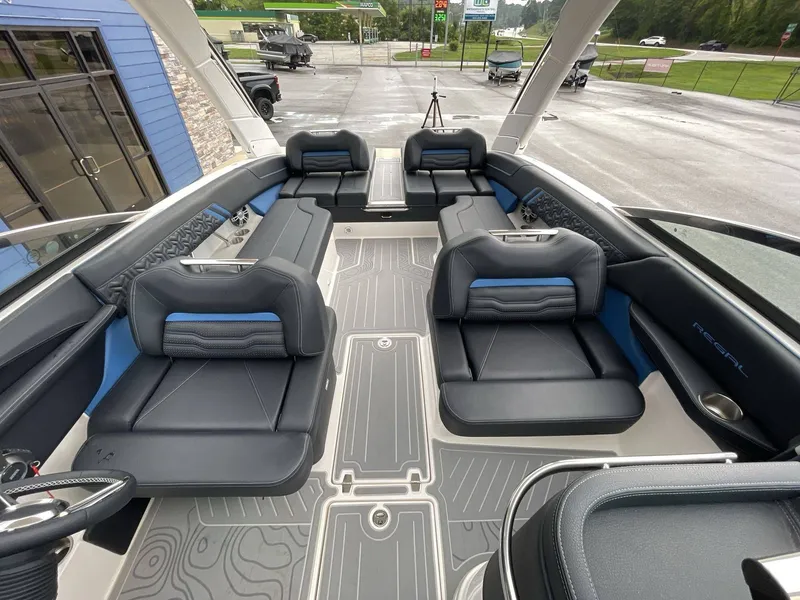 Slide: The Image of Regal LS6 Surf 2024 - 18