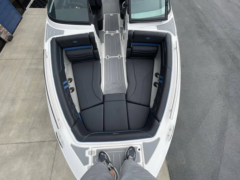 Slide: The Image of Regal LS6 Surf 2024 - 20