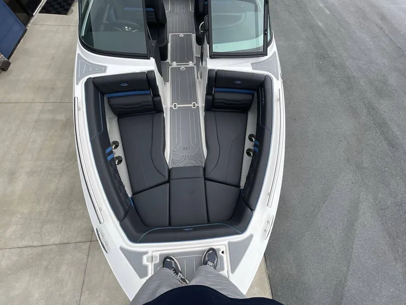 Slide: The Image of Regal LS6 Surf 2024 - 23