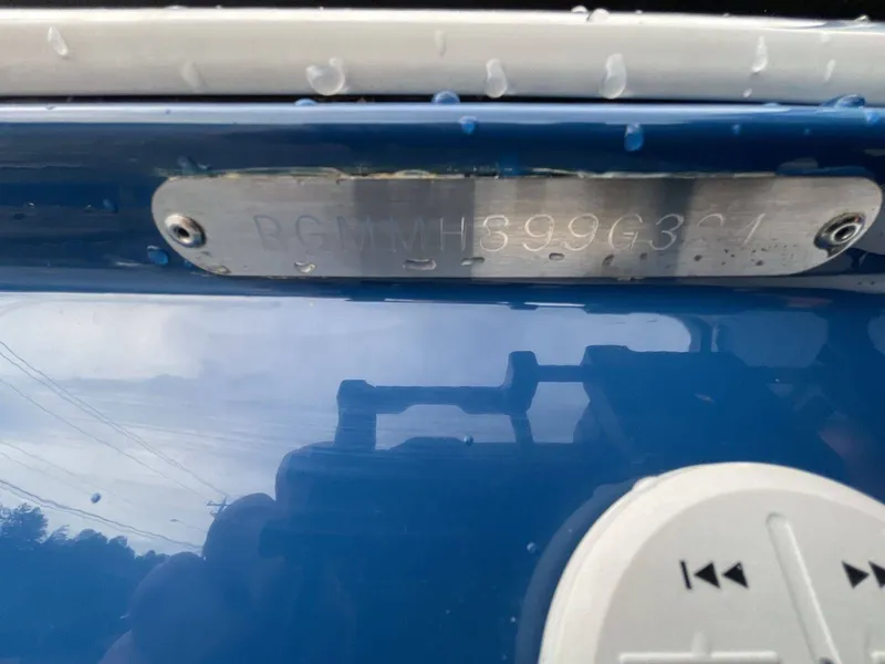 Slide: The Image of Regal LS6 Surf 2024 - 30