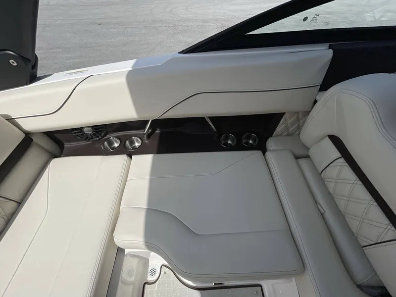 Slide: The Image of Regal LS2 2025 - 21