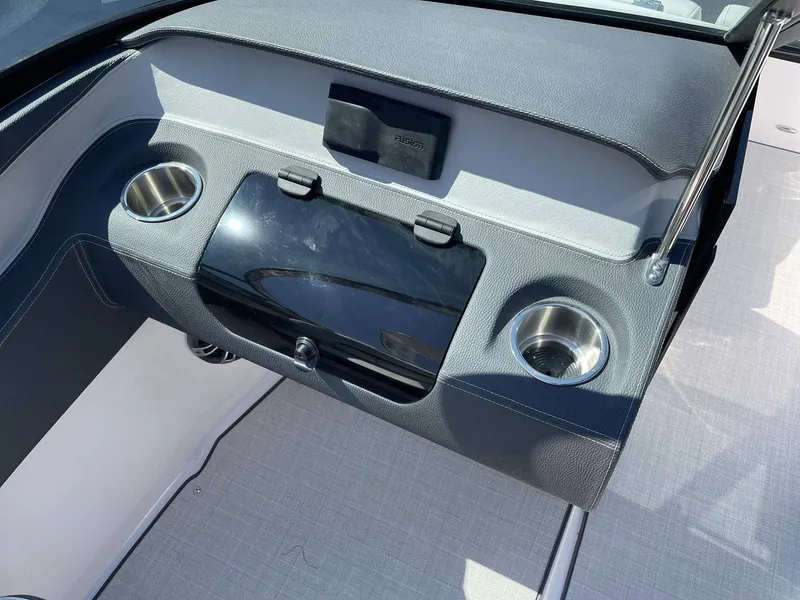 Slide: The Image of Regal LS4 2025 - 21