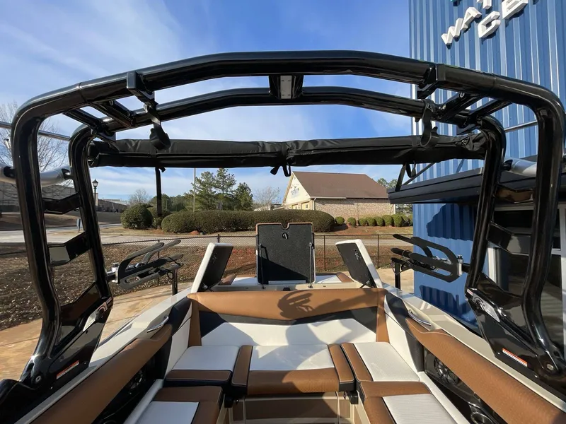 Slide: The Image of Supreme S240 2025 - 17