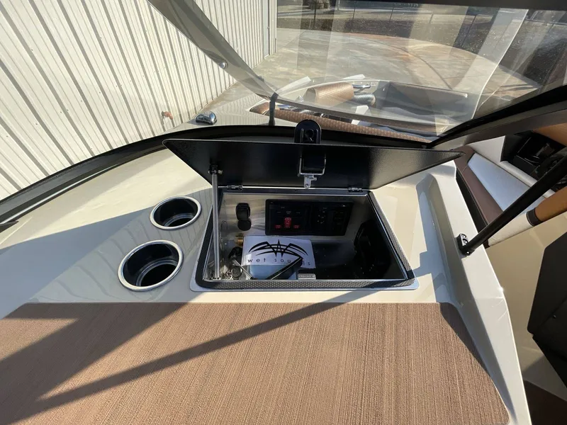 Slide: The Image of Supreme S240 2025 - 18