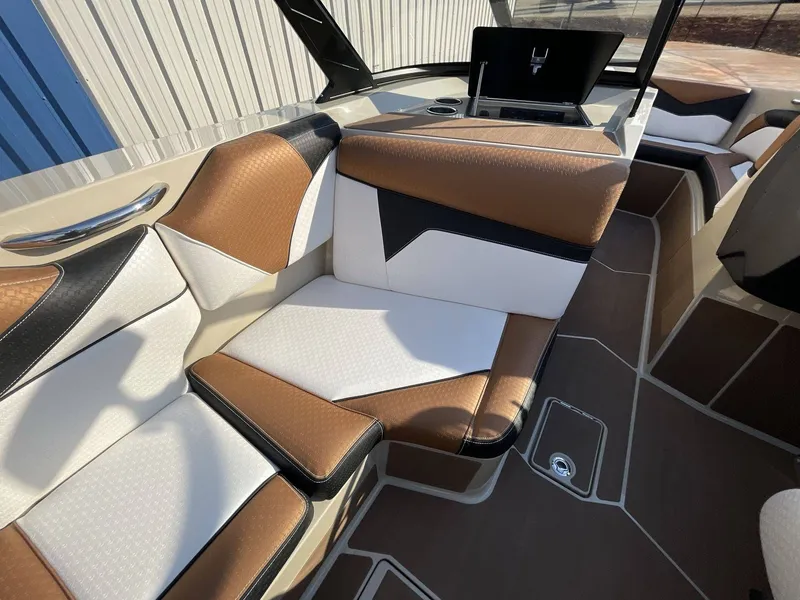 Slide: The Image of Supreme S240 2025 - 22