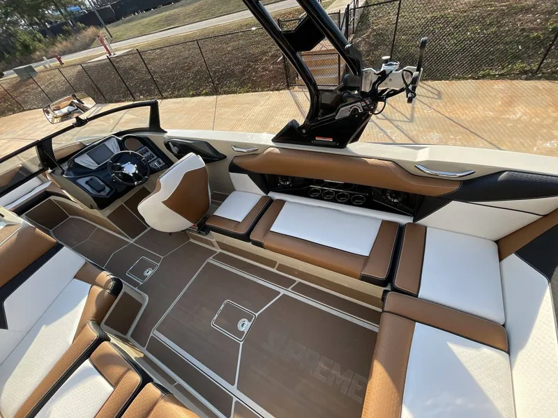 Slide: The Image of Supreme S240 2025 - 3