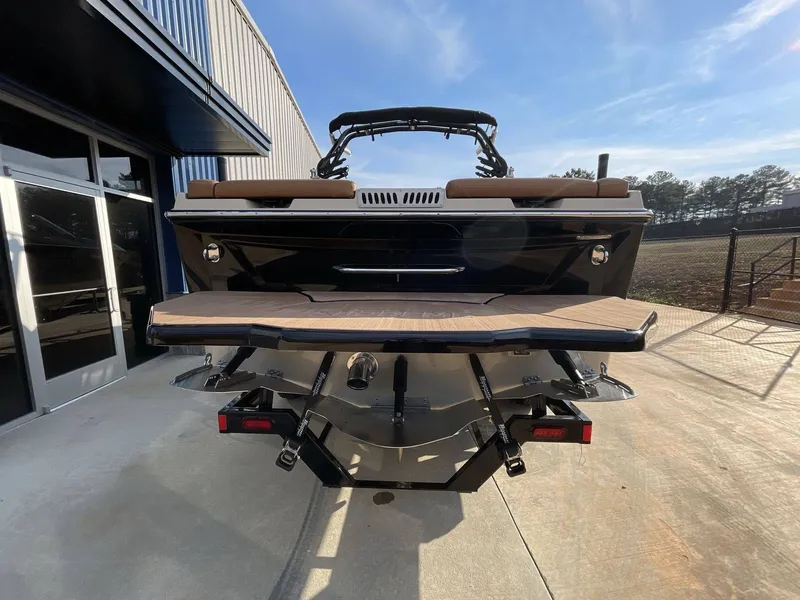 Slide: The Image of Supreme S240 2025 - 9