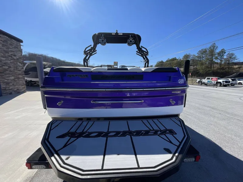 Slide: The Image of Moomba Craz 2019 - 13