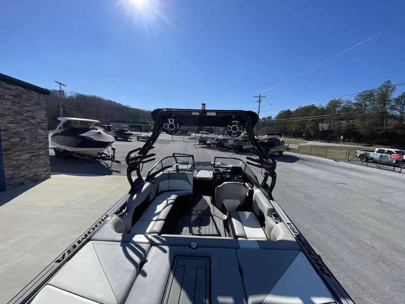 Slide: The Image of Moomba Craz 2019 - 8