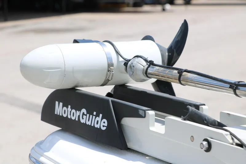 Slide: The Image of MotorGuide trolling motor on 2011 Sea Hunt XP-21 boat, close-up view. - 12