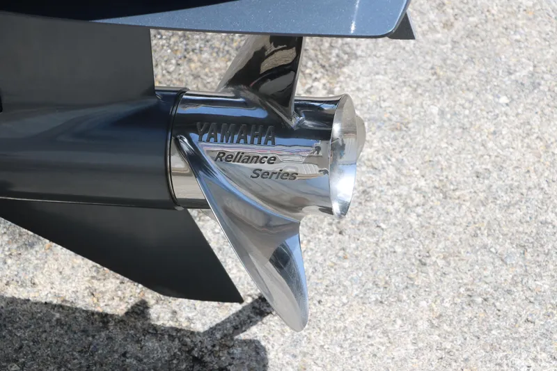 Slide: The Image of Yamaha Reliance Series propeller on 2011 Sea Hunt XP-21 boat, close-up view. - 33