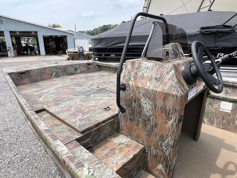 Slide: The Image of G3 Gator Tough 18 CCJ 2025 - 2