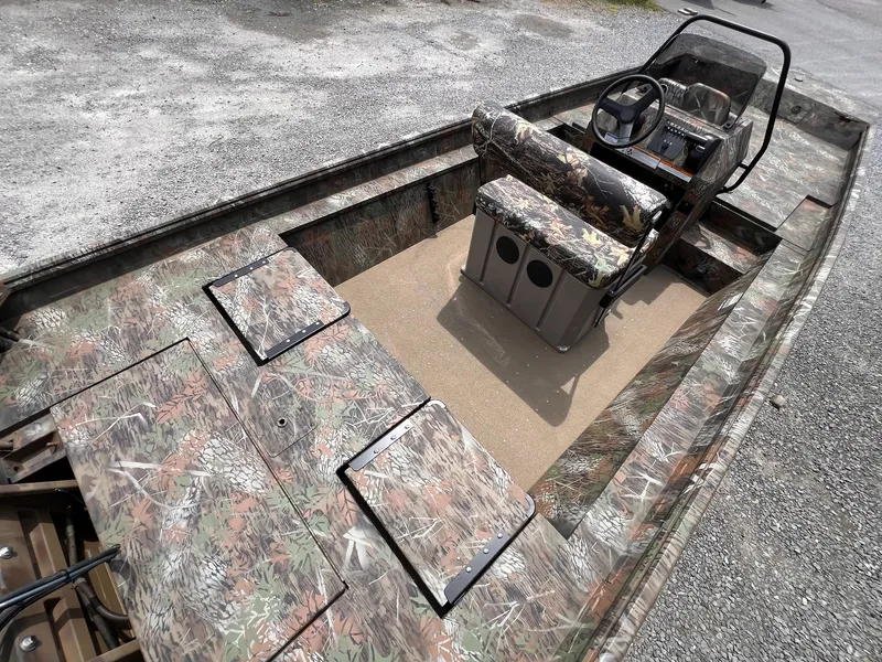 Slide: The Image of G3 Gator Tough 18 CCJ 2025 - 24