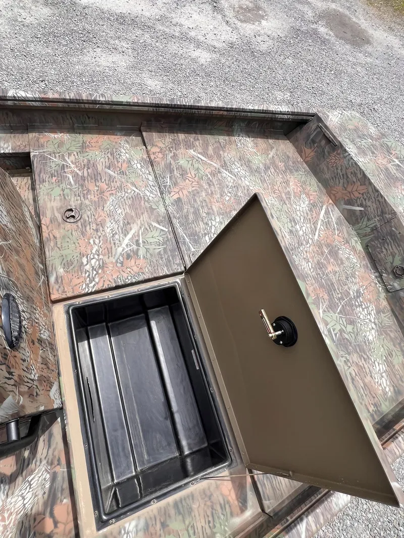 Slide: The Image of G3 Gator Tough 18 CCJ 2025 - 9