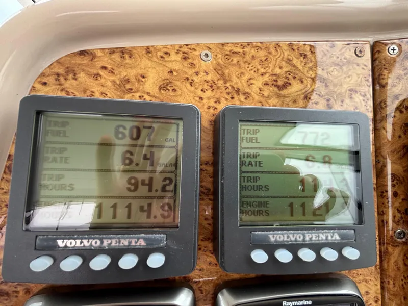 Slide: The Image of Volvo Penta displays on 2008 Formula 45 Yacht dashboard, showing trip data and engine hours. - 39