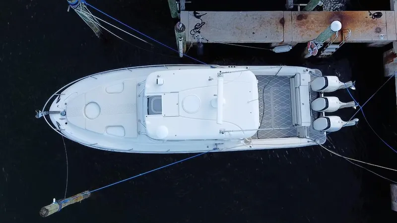 Slide: The Image of Aerial view of 2006 Hydra-Sports Vector 3300 VX boat docked at a pier. - 30