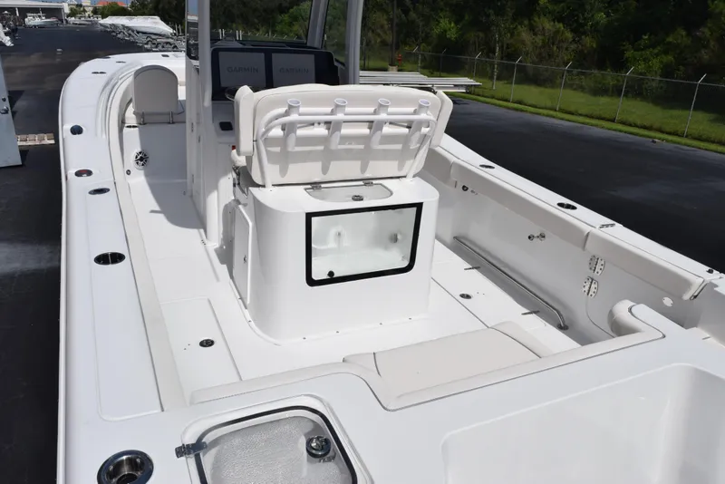 Slide: The Image of 2026 Sea Hunt Gamefish 27 Forward Seating boat interior with modern features and spacious layout. - 7