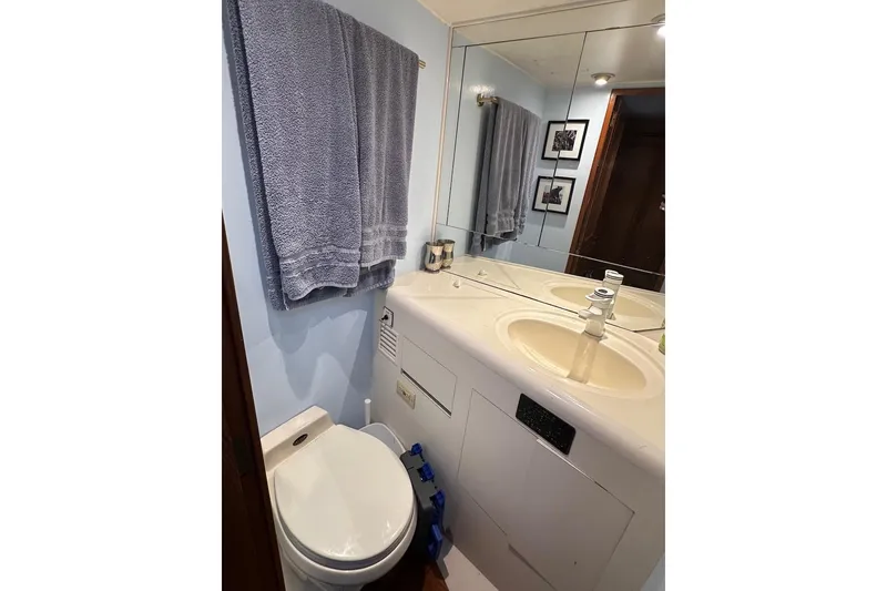 Slide: The Image of Bathroom interior of 1993 Ocean Alexander 460 yacht with mirror and towel. - 50