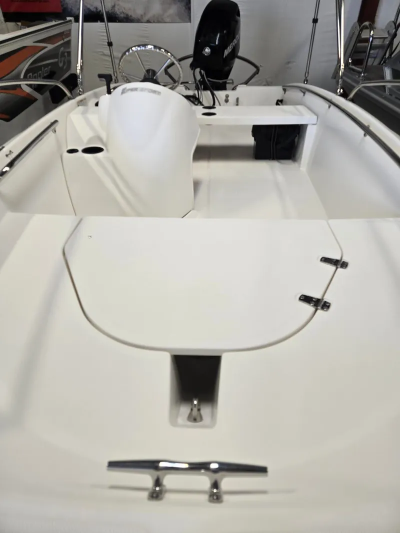 Slide: The Image of Boston Whaler 130 Super Sport 2011 - 7