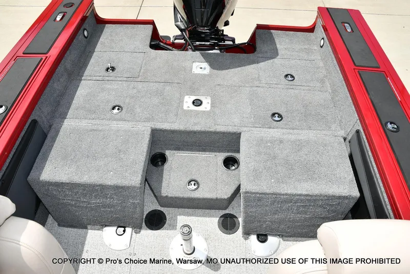 Slide: The Image of Tracker Targa V-19 Combo w/225HP Pro-XS 2023 - 13