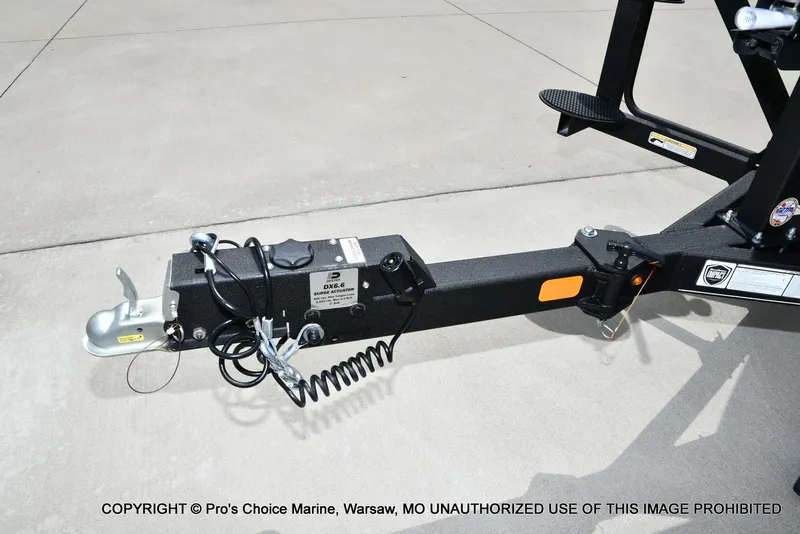 Slide: The Image of Tracker Targa V-19 Combo w/225HP Pro-XS 2023 - 30