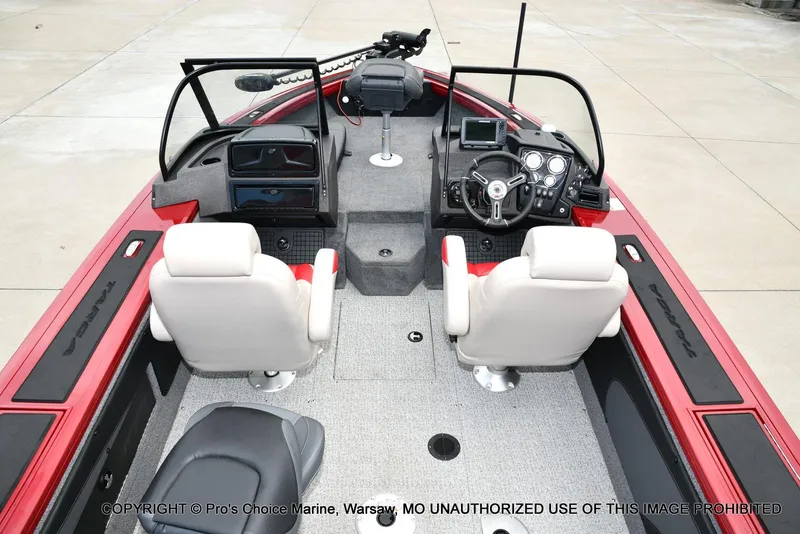 Slide: The Image of Tracker Targa V-19 Combo w/225HP Pro-XS 2023 - 40