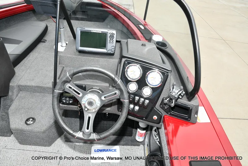 Slide: The Image of Tracker Targa V-19 Combo w/225HP Pro-XS 2023 - 42