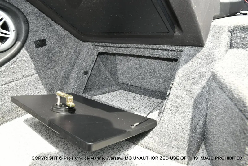 Slide: The Image of Tracker Targa V-19 Combo w/225HP Pro-XS 2023 - 52