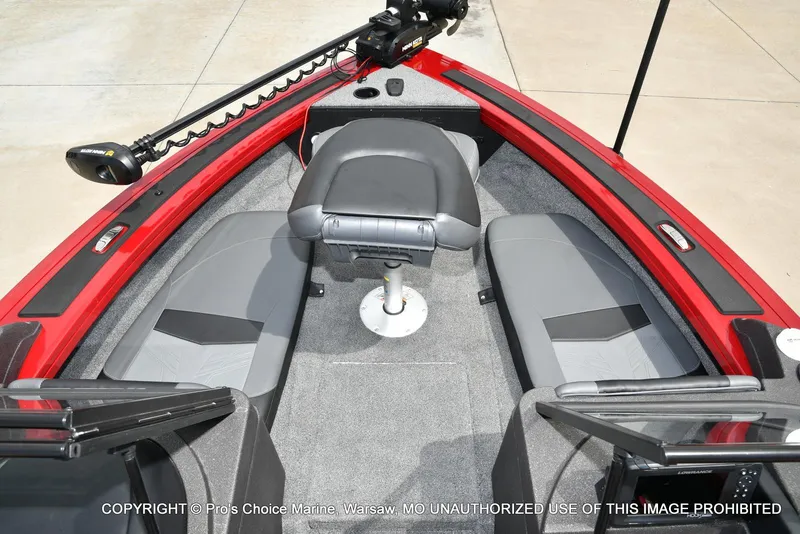 Slide: The Image of Tracker Targa V-19 Combo w/225HP Pro-XS 2023 - 54