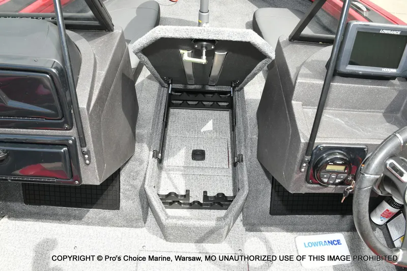 Slide: The Image of Tracker Targa V-19 Combo w/225HP Pro-XS 2023 - 55