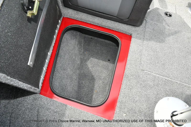 Slide: The Image of Tracker Targa V-19 Combo w/225HP Pro-XS 2023 - 68