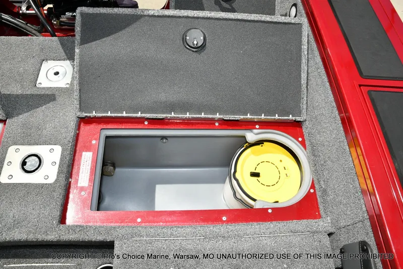 Slide: The Image of Tracker Targa V-19 Combo w/225HP Pro-XS 2023 - 81