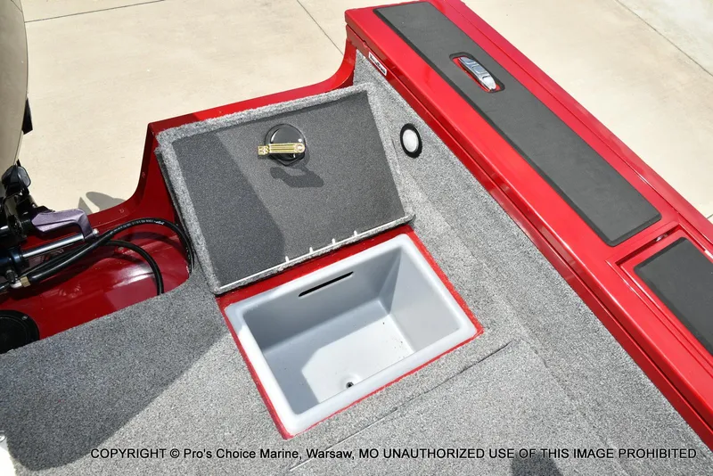 Slide: The Image of Tracker Targa V-19 Combo w/225HP Pro-XS 2023 - 84