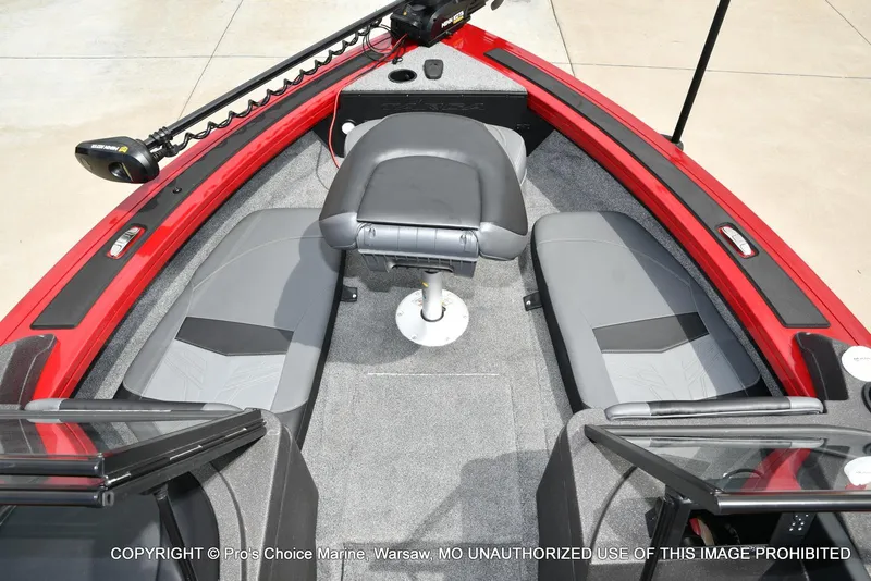Slide: The Image of Tracker Targa V-19 Combo w/225HP Pro-XS 2023 - 9