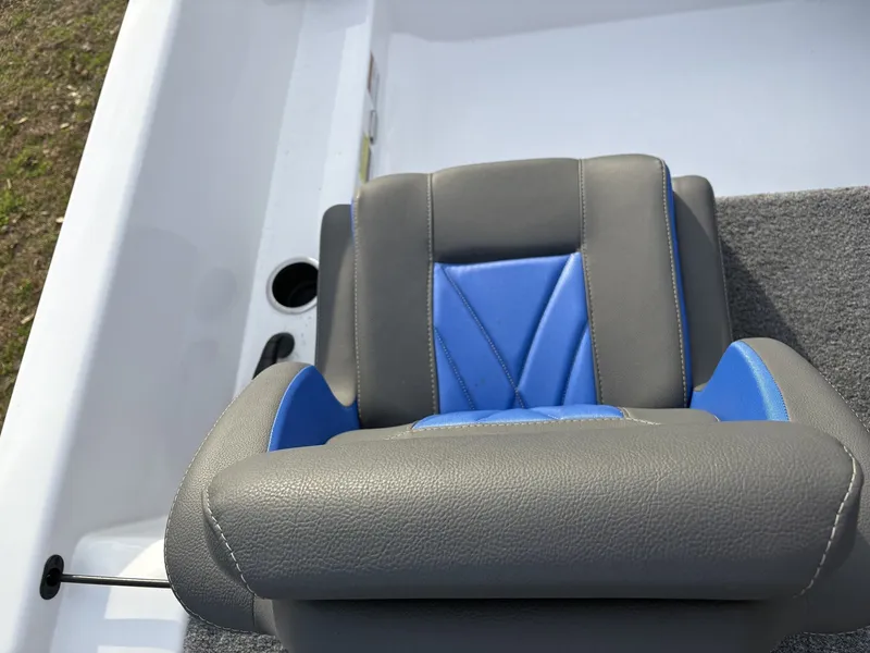 Slide: The Image of Falcon 18 Freedom 2025 - 18