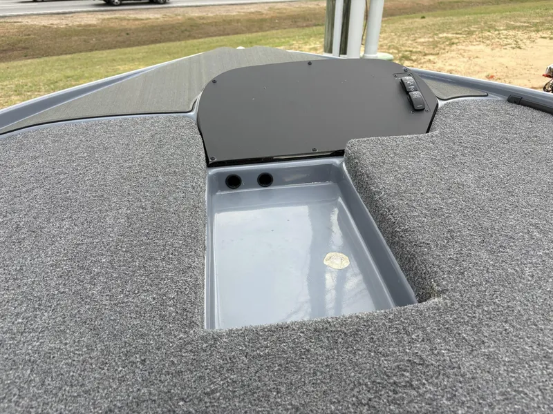 Slide: The Image of Falcon F205 2025 - 22