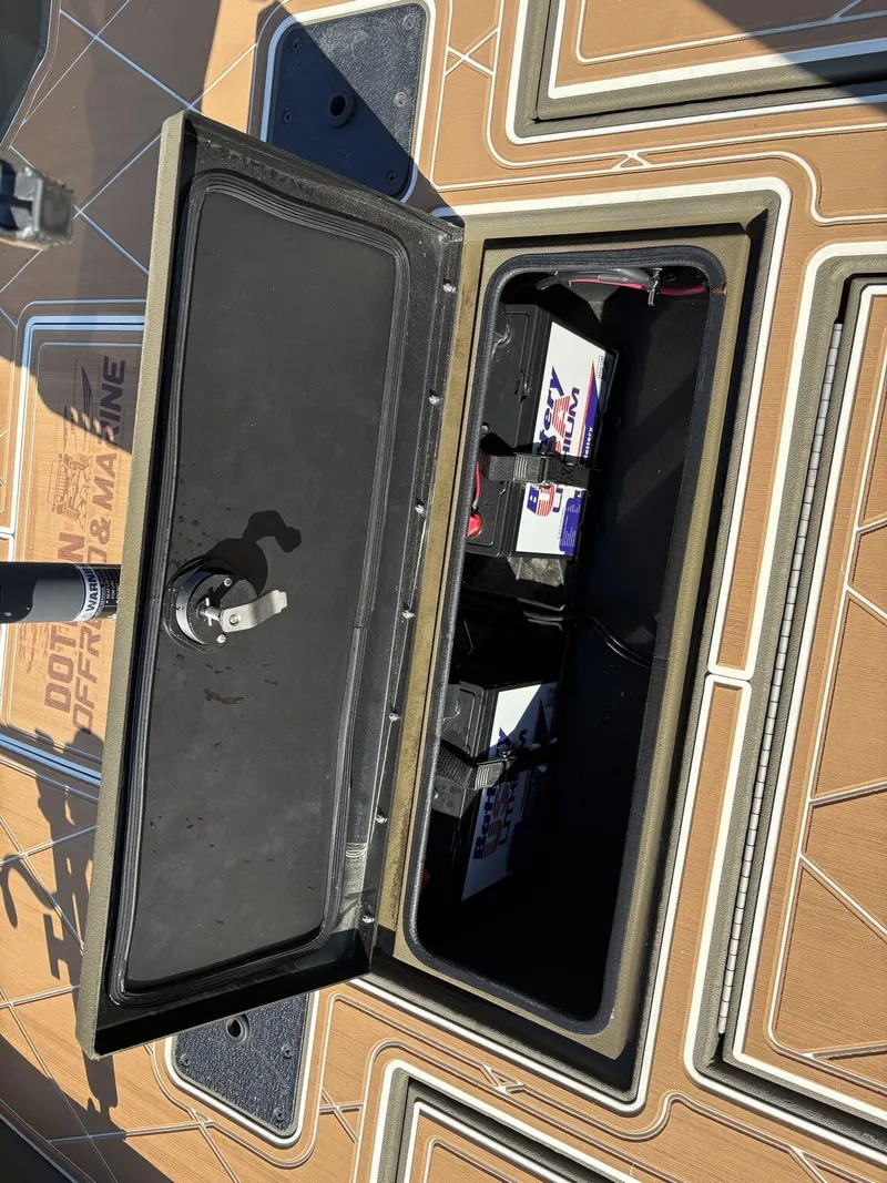 Slide: The Image of Thor LAKE HAMMER 1900 CC 2024 - 12