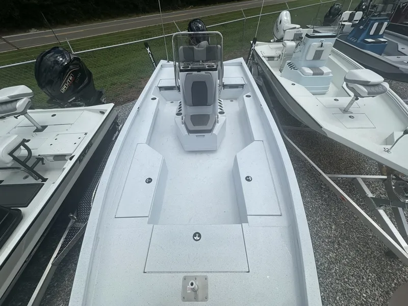 Slide: The Image of Xpress H22B Bay 2026 - 6