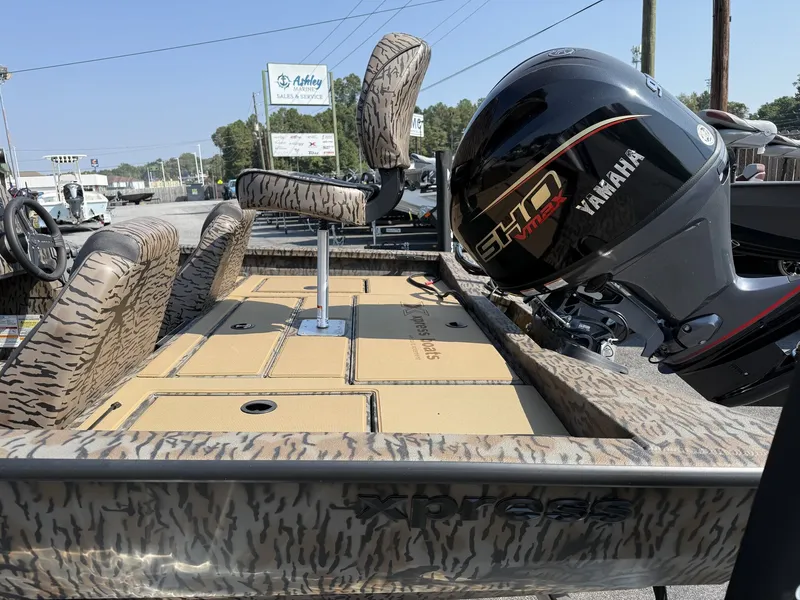 Slide: The Image of Xpress Hyper-Lift Bass Series H17 2026 - 4